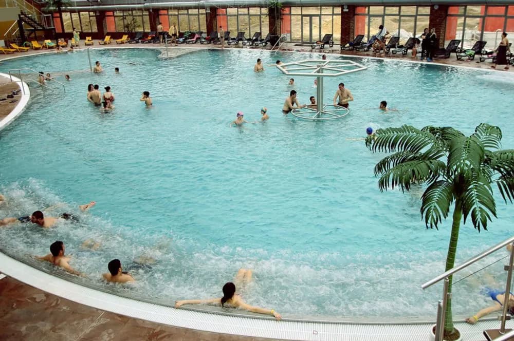 Atrium Hotel - photo 10