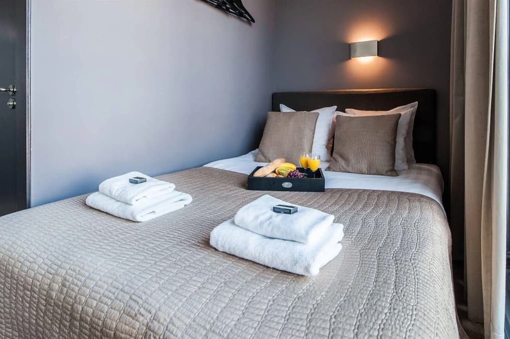 Short Stay Group City Park Serviced Apartments - photo 3