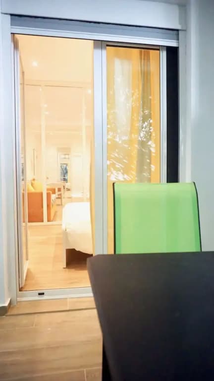 Spacious Peaceful Studio with Garden Patio - photo 7