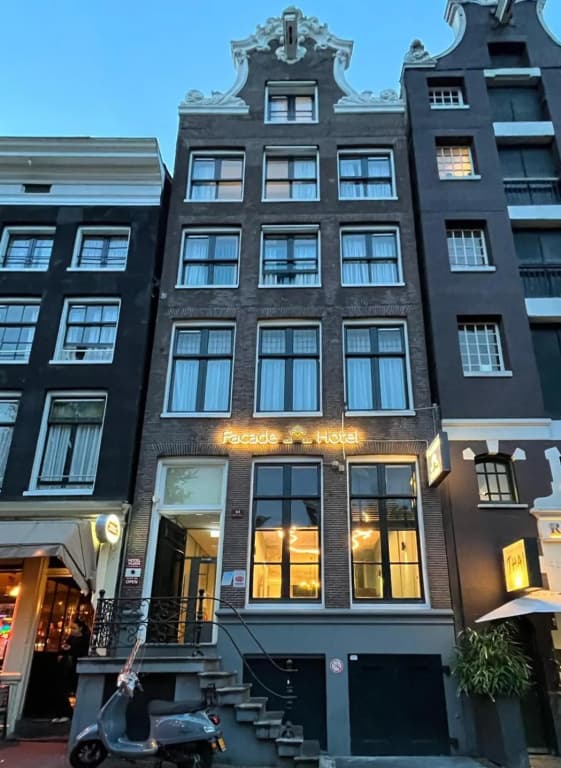 Facade Hotel Amsterdam - photo 31