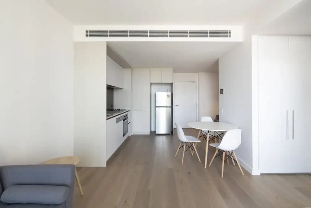Modern Apartment in Darling Harbour - photo 15