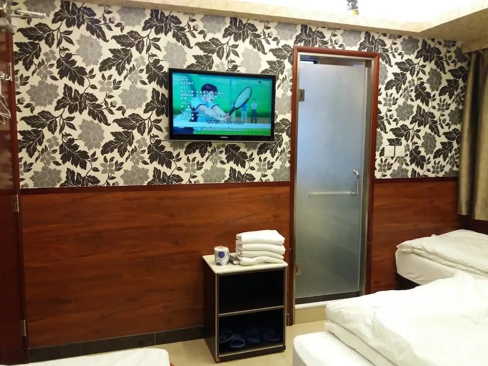 Rai Lei Hostel - photo 4