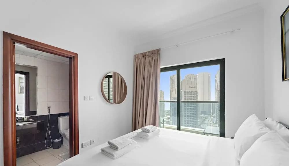 WelHome - Stunning High-Rise with Canal View Near MarinaMall - photo 5