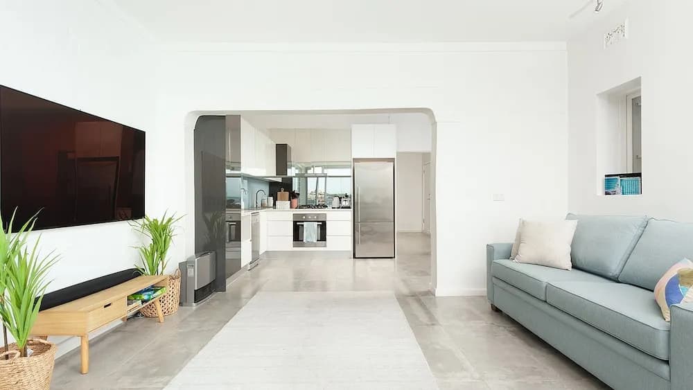 Waterfront Garden Apartment - photo 4