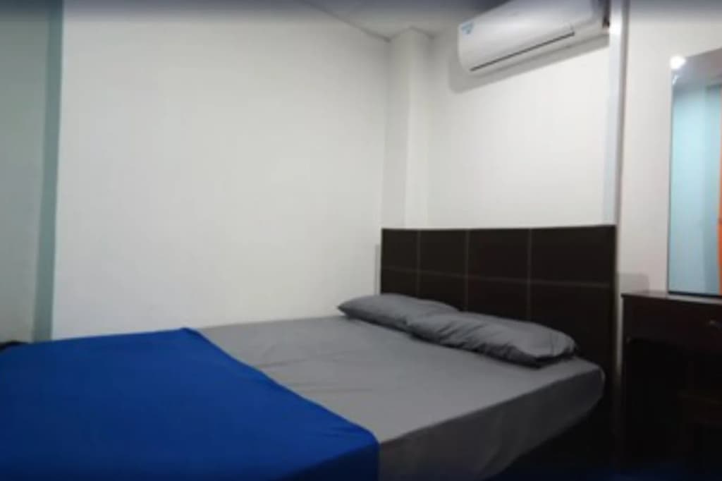 Submarine Guest House Central Market - Hostel - photo 6