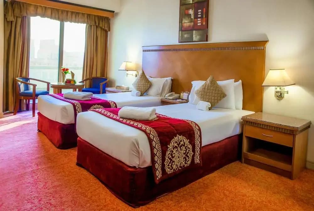 Ramee Guestline Hotel - photo 5