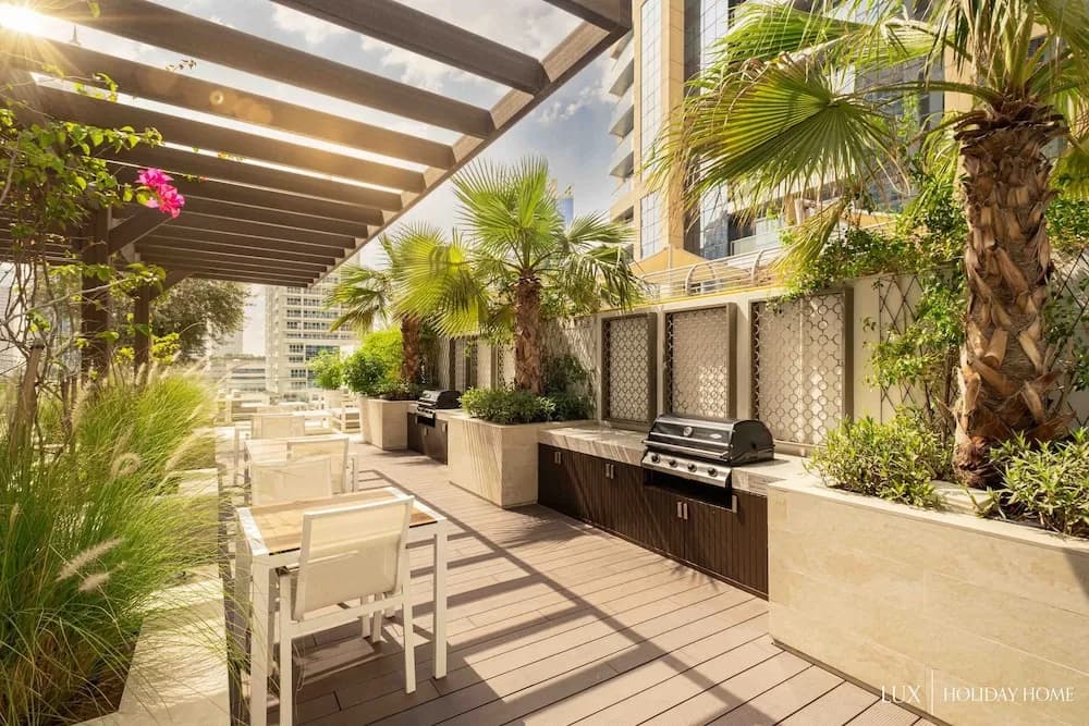 LUX Contemporary Suite View 7 - photo 12