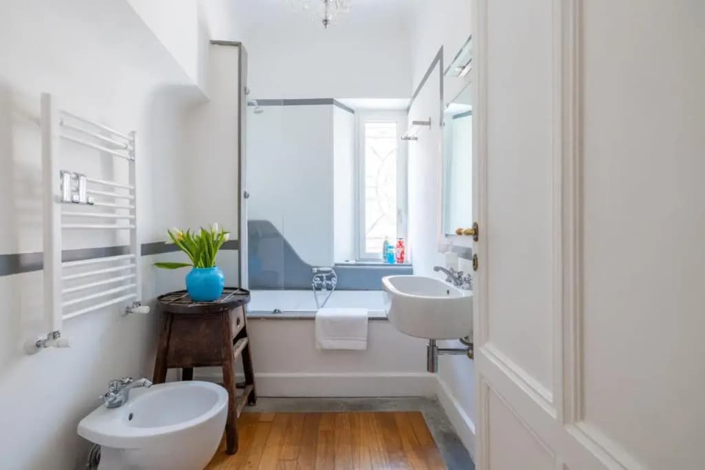 The Right Place 4u Mario de Fiori Apartment - photo 8