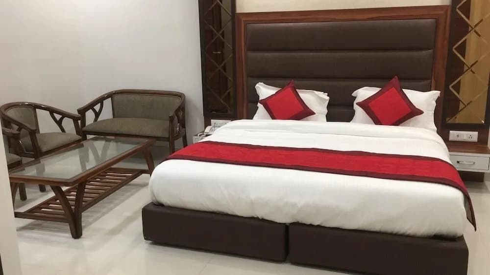 Hotel Gold Inn - photo 2
