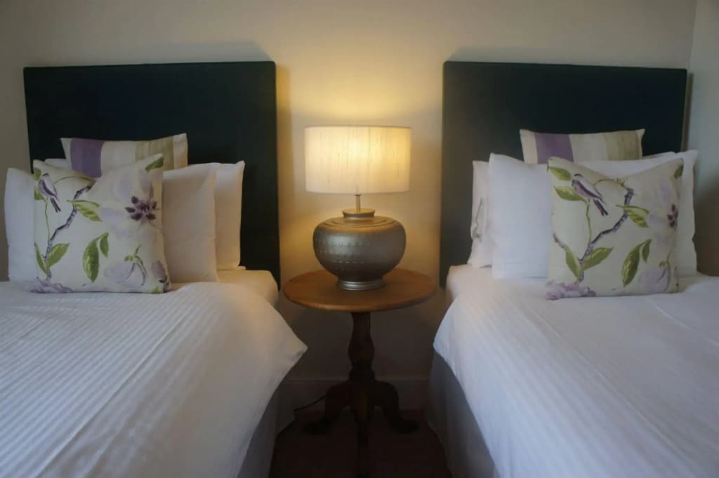 Martin's Guesthouse - photo 2