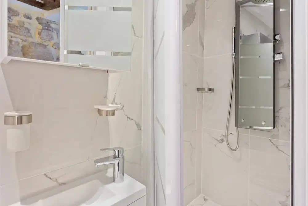 New and Functional Apartment in the Heart of Paris - photo 6
