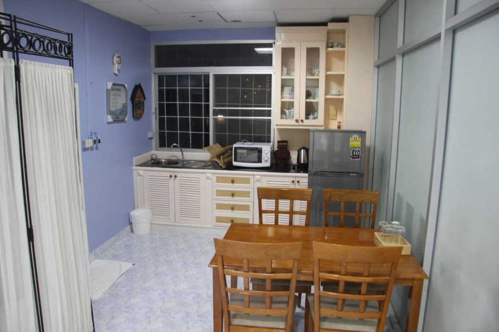 OYO 75486 Anna Residence Jomtien - photo 23
