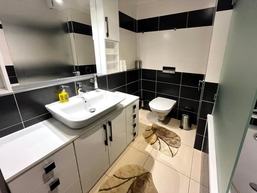 British Quarter Apartments - photo 9