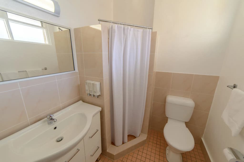 Comfort Inn North Shore Hotel - photo 9