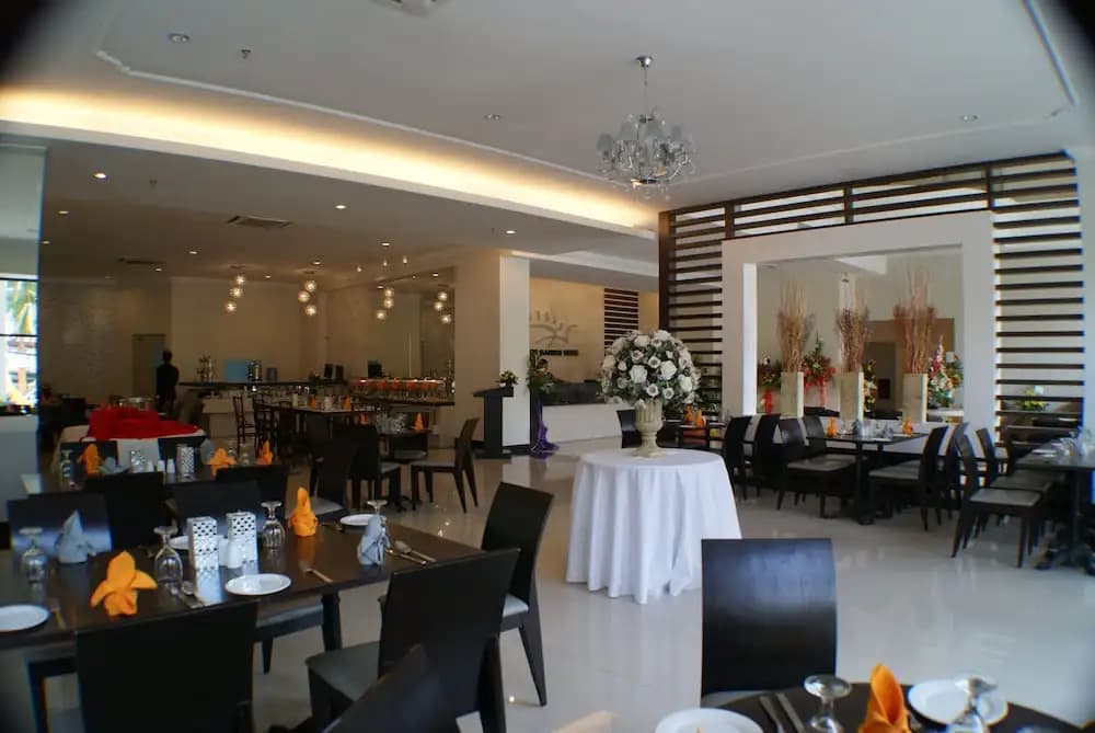 Puteri Garden Hotel Klang - photo 16