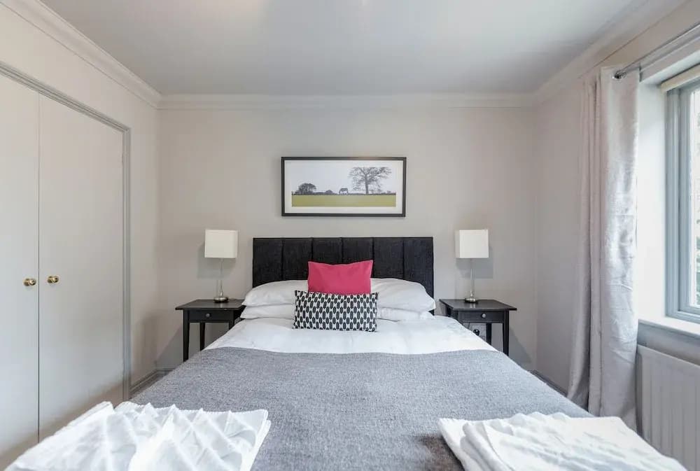 Hoxton 2 Bed Apartment by BaseToGo - photo 2