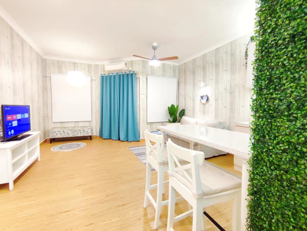 THRE @ Tiara desaru [Private Apartment with Beach] - photo 2