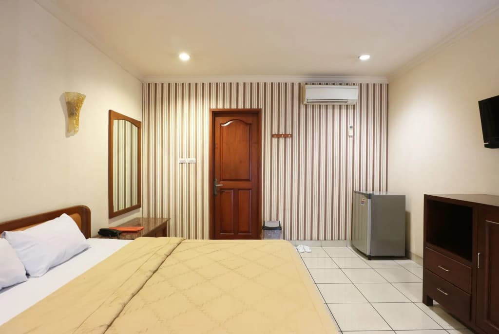 678 Hotel Cawang - photo 7