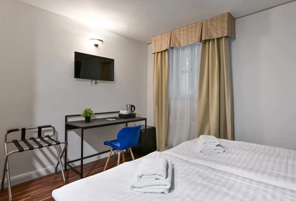 Hotel Mala Strana - photo 5