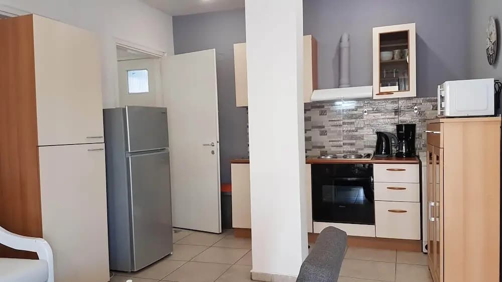 Errathens Sky Apartment - photo 15