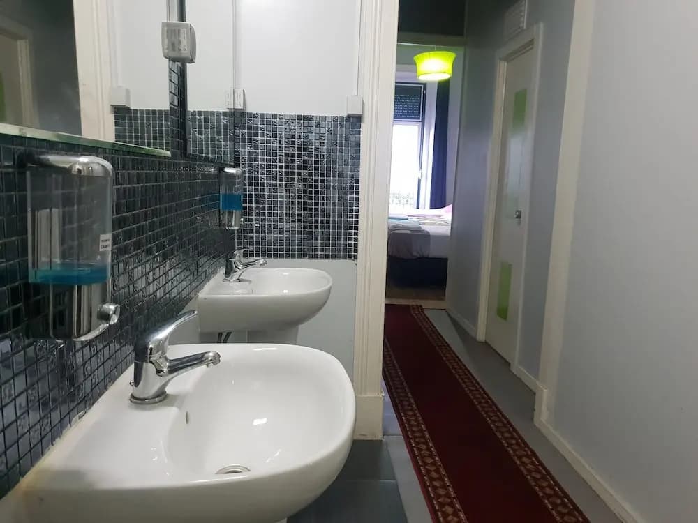 Shangri-la Hostel - photo 7