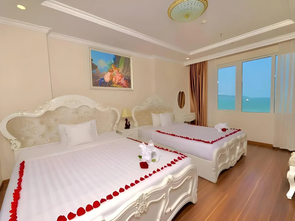 Tuyet Son Hotel - photo 39