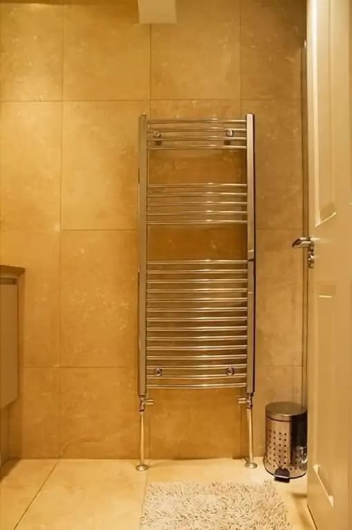 Comeragh Road Apartment - photo 8