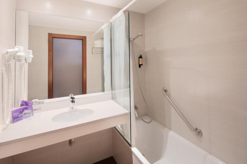 Arco Barcelona Hotel - photo 38