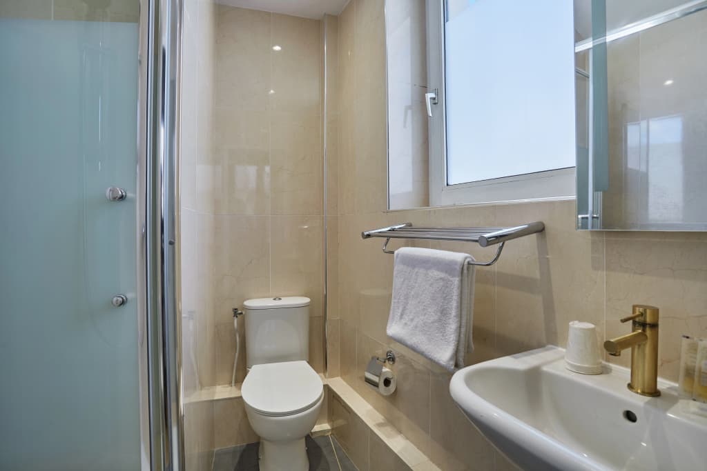 Merryl Hotel - photo 9