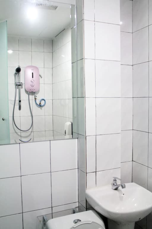 OYO 43927 Sassana Hotel (Sanitized Stay) - photo 21