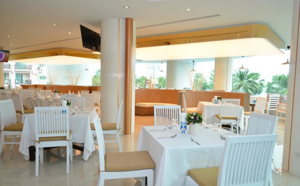 A-One The Royal Cruise Hotel & New Wing Hotel - photo 28