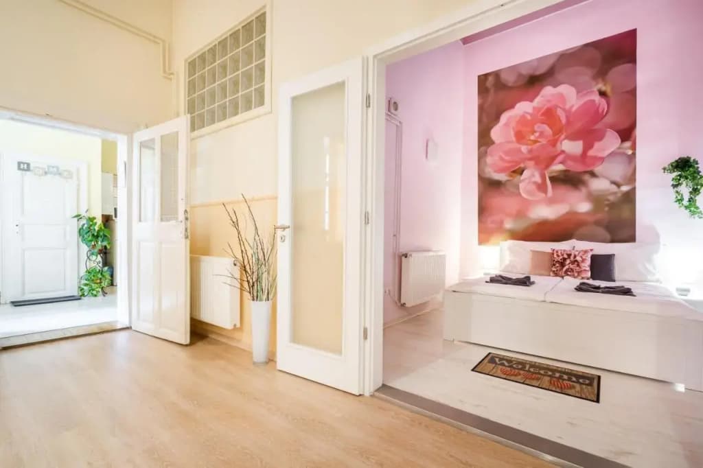 Best Downtown Apartments - photo 5