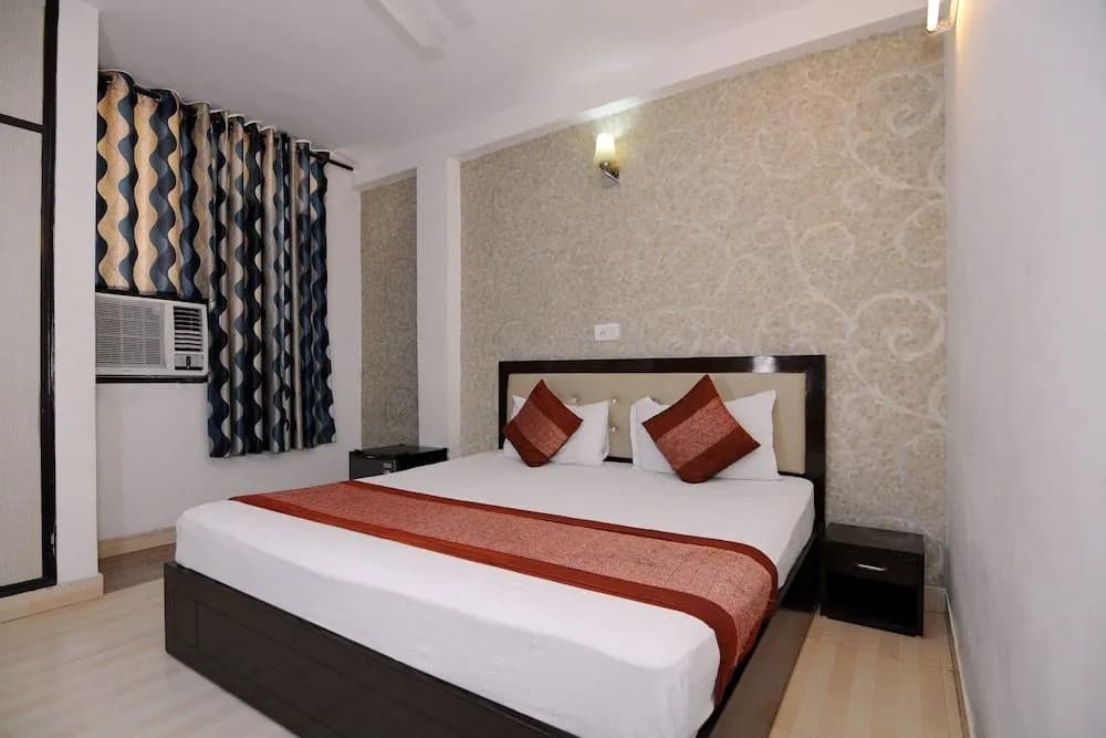 OYO 2041 Hotel Silver Land - photo 3