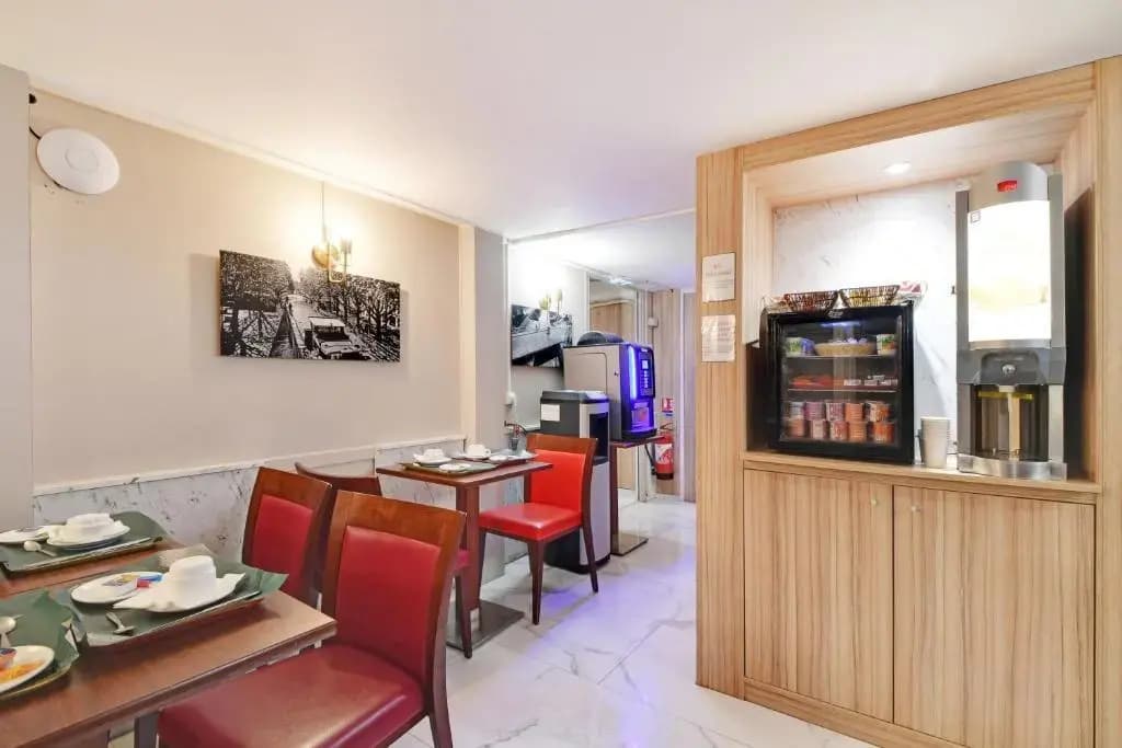 Hotel Altona - photo 17