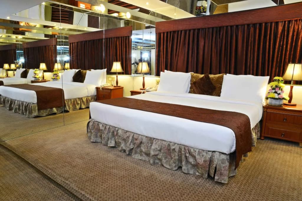 Sun and Sands Hotel - photo 7