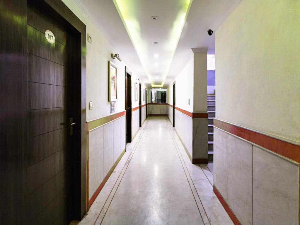 Hotel La Sapphire - photo 10