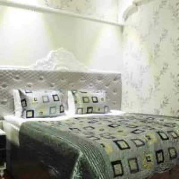 Grand Royal Hotel - photo 3