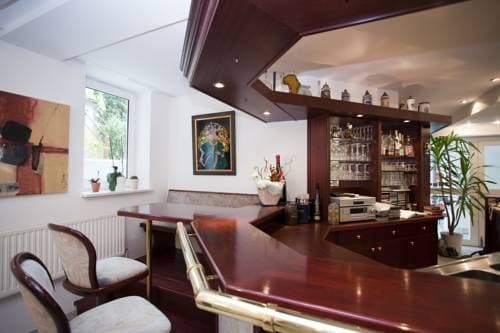 A25 Hotel - photo 5