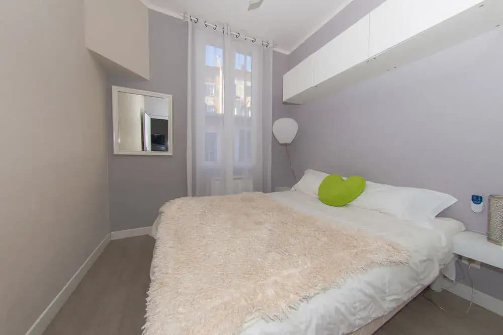 Urban chic Nice, 2 chambres et balcon - photo 13