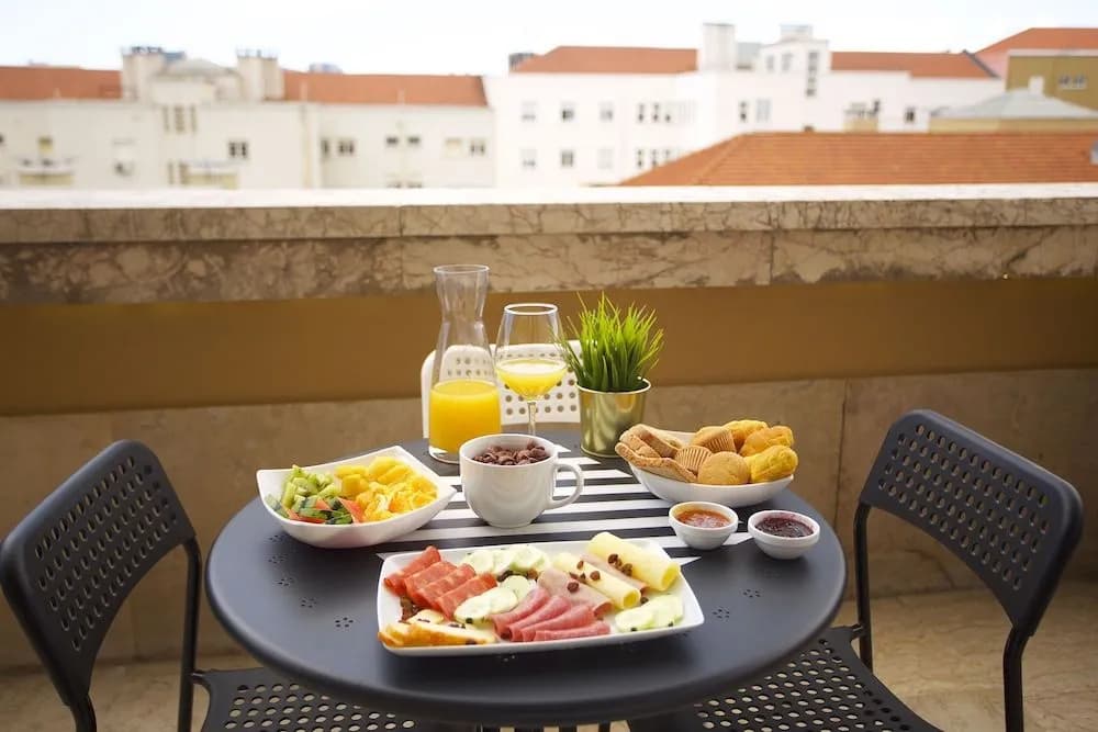Home Sweet Lisbon - photo 13