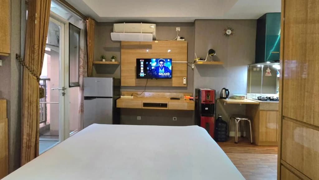 Studio17b Elpis Kemayoran Sunrise View Free Netflix, Disney Hotstar & PrimeVideo - photo 34