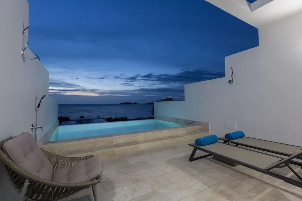 Skye Beach Hotel - photo 20