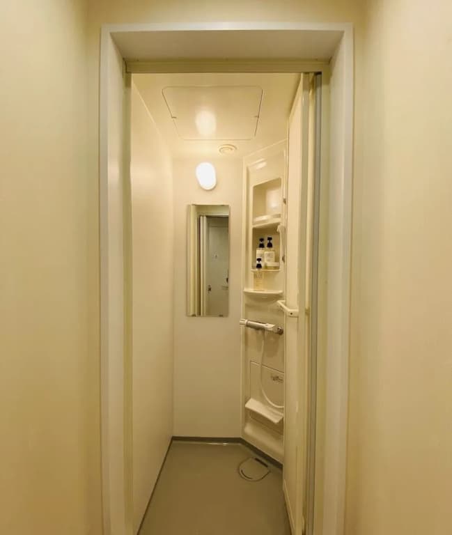 bnb+ Osaka Shinsaibashi - Hostel - photo 3