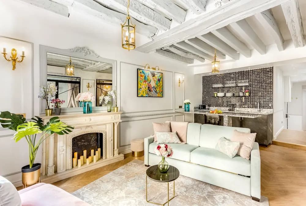Luxury 4 Bedroom 3 Bathroom Louvre - AC - photo 1
