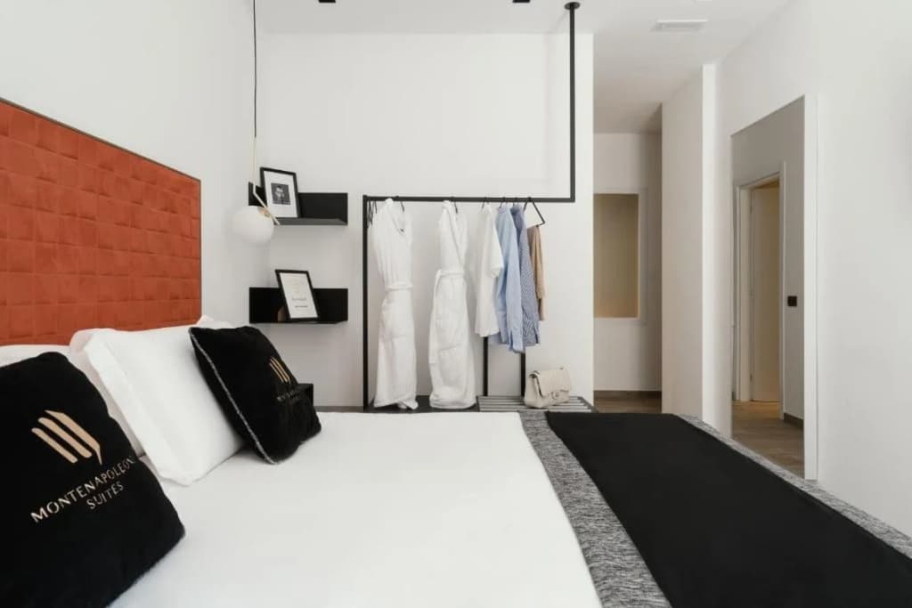 Montenapoleone Suites - photo 26