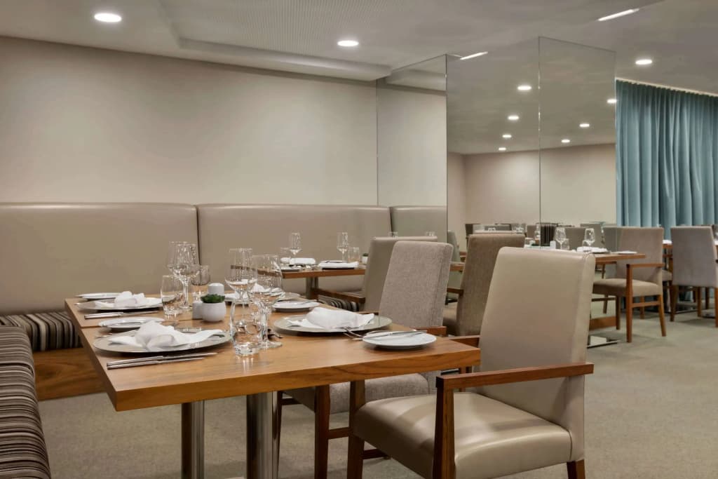 Ramada by Wyndham Lisbon - photo 23