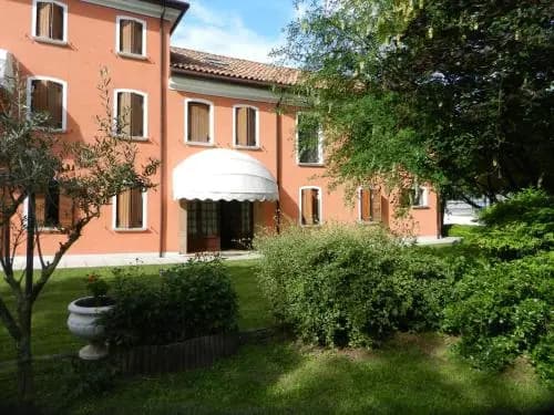 Appartamento in Villa - main photo