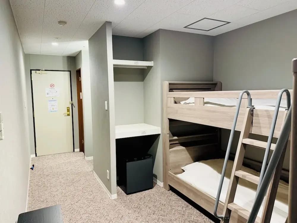 BANDE HOTEL in NAMBA - photo 5