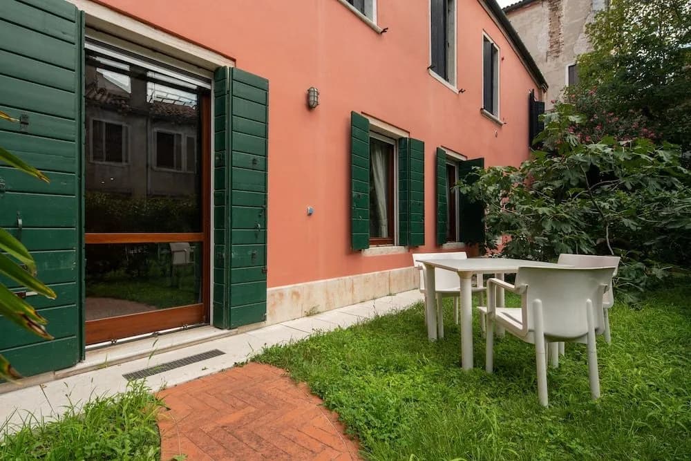 Garden Apartment - photo 17