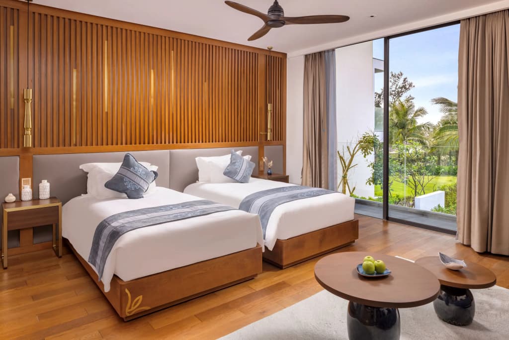 Royal Beachfront Villas & Spa Danang - photo 5